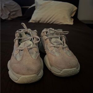 Yeezy 500 salt size 11 no box used